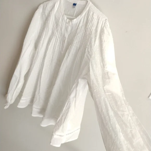 Old Navy White Button Down Shirt - Picture 5 of 8